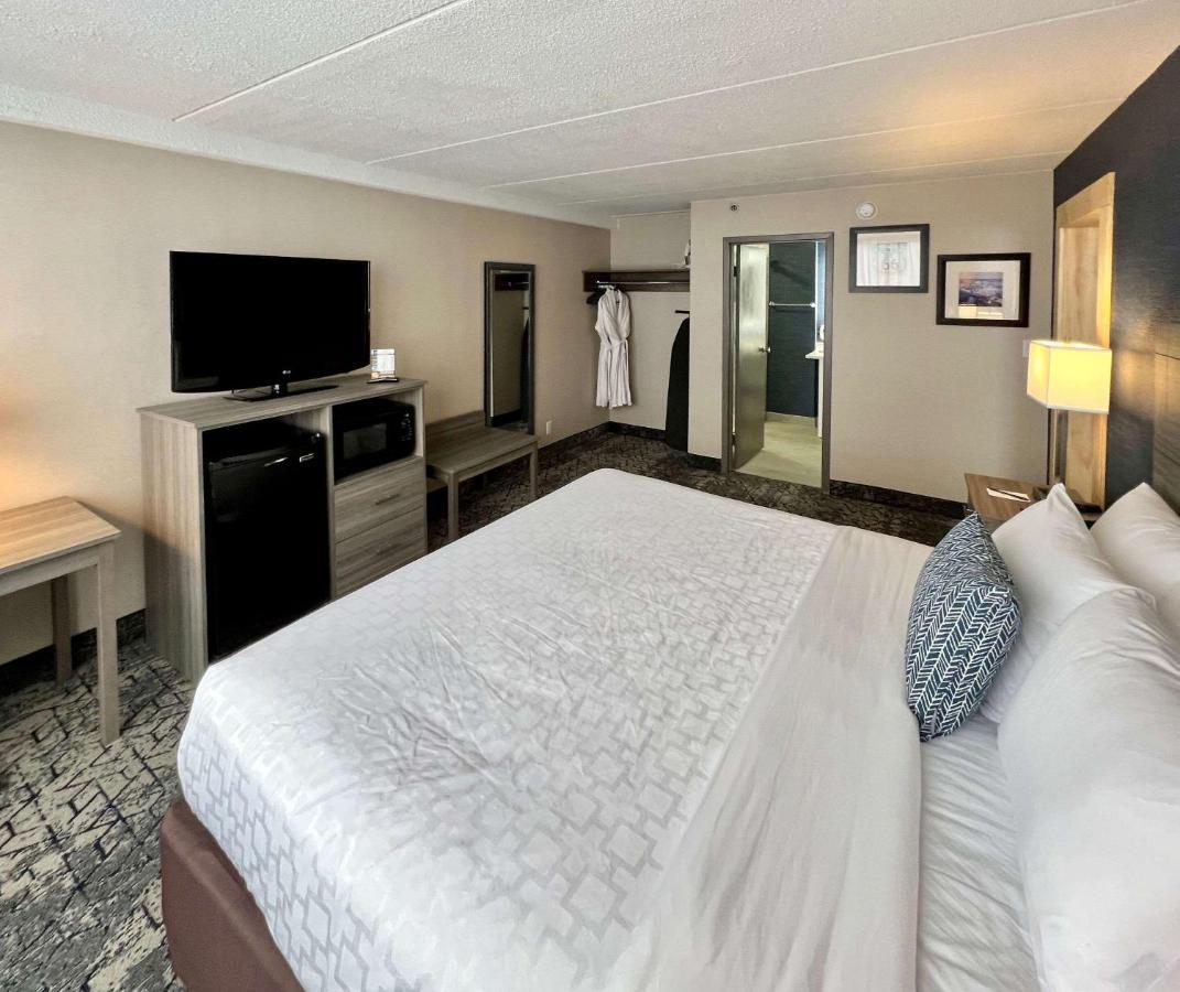 Clarion Hotel & Convention Center Joliet Kültér fotó
