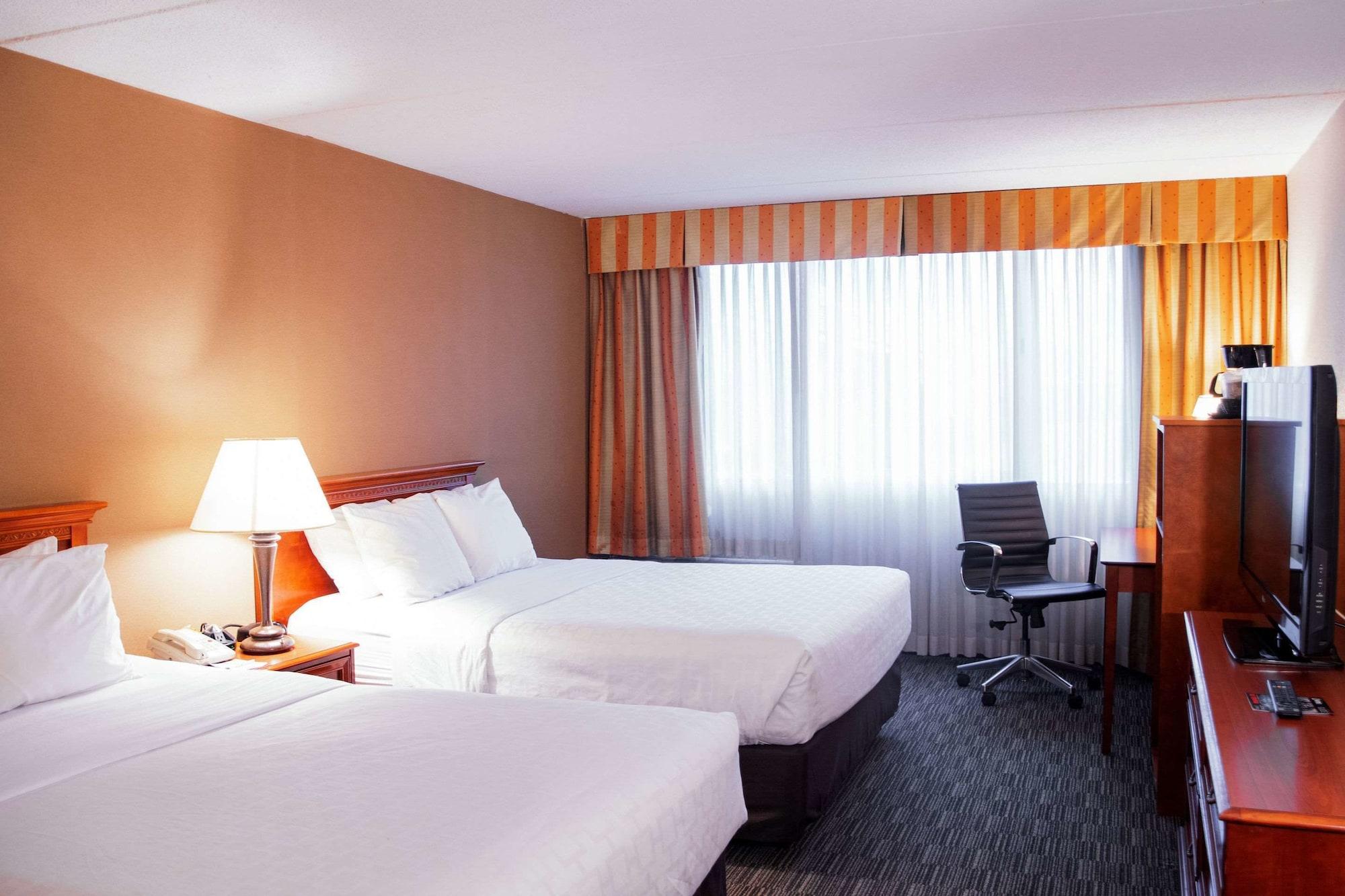 Clarion Hotel & Convention Center Joliet Kültér fotó