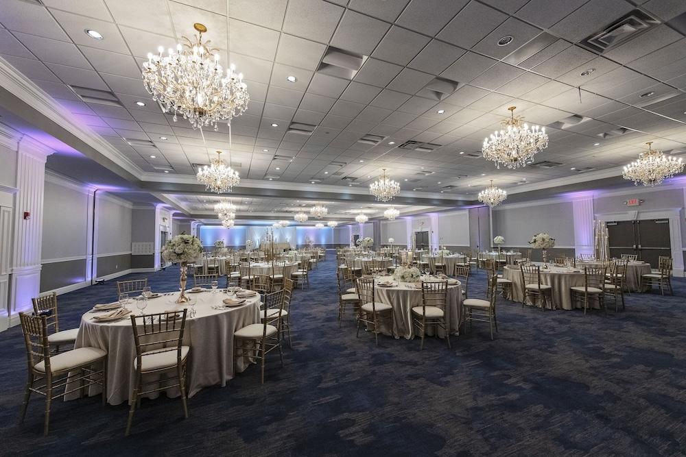 Clarion Hotel & Convention Center Joliet Kültér fotó